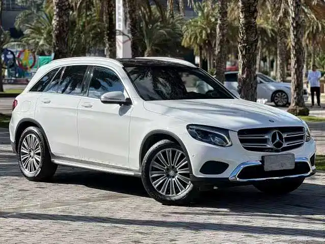 Mercedes-Benz GLC 2016 GLC 260 4MATIC Dynamic фото 3