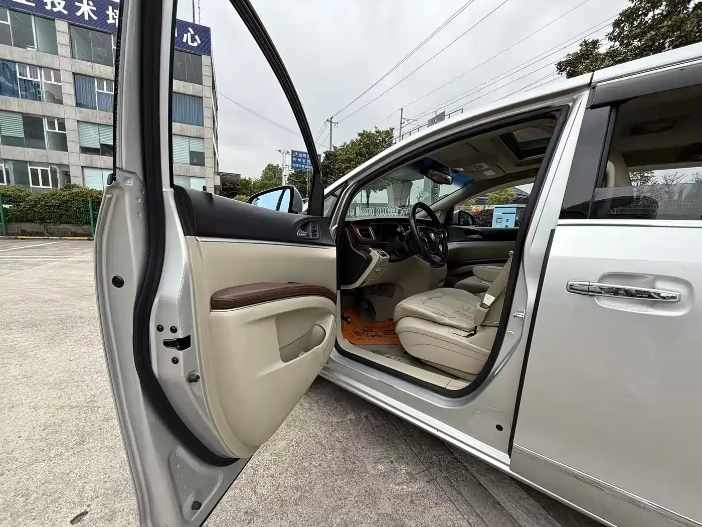 Buick GL8 2014 3.0L GT Luxury Business Elegance фото 9