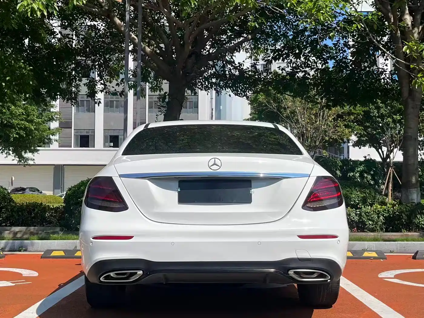 Mercedes-Benz E-Class 2019 E 200 L Sport фото 8