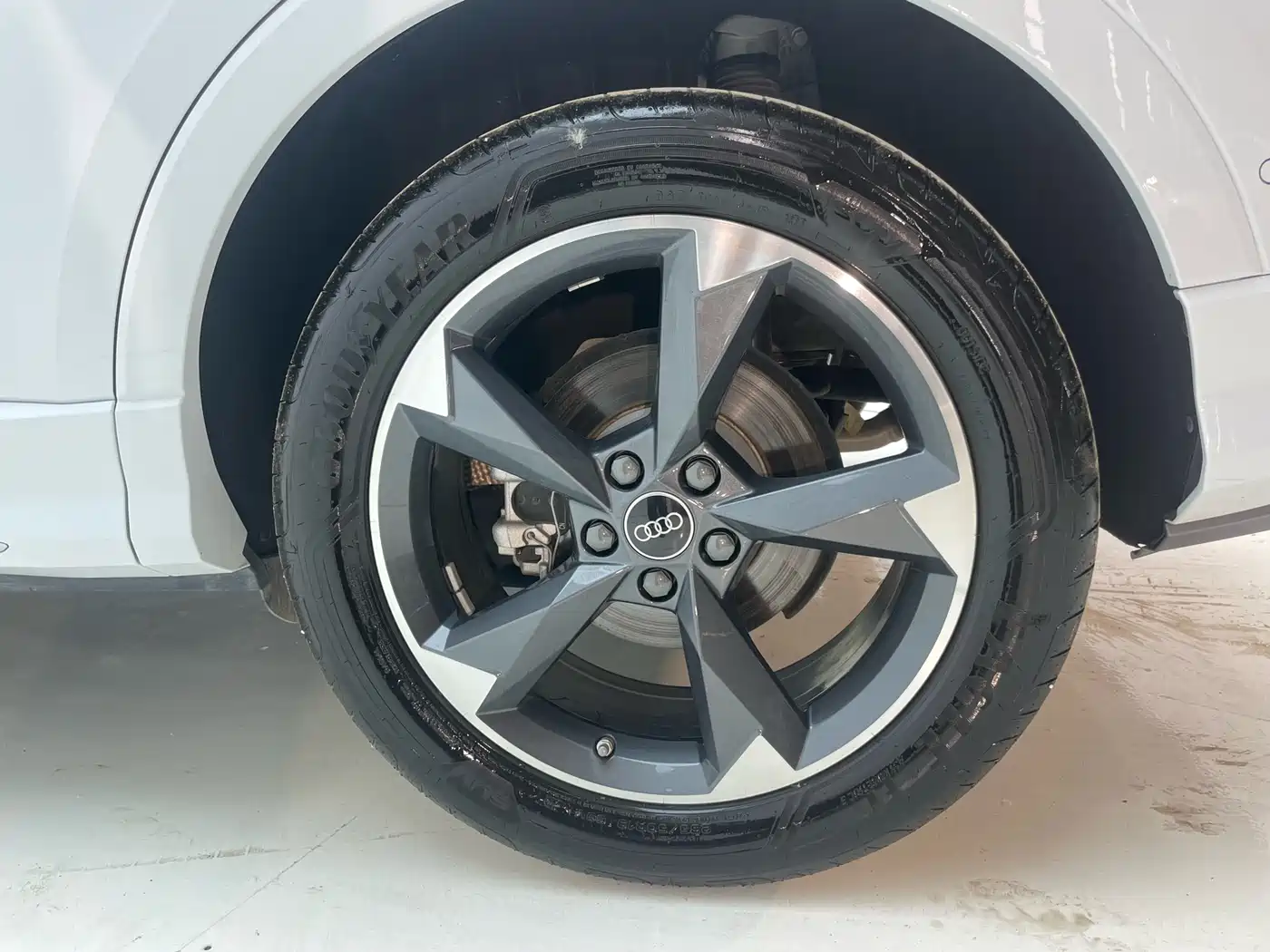 Audi Q3 2023 35 TFSI Fashion Dynamic (1.4T) фото 20