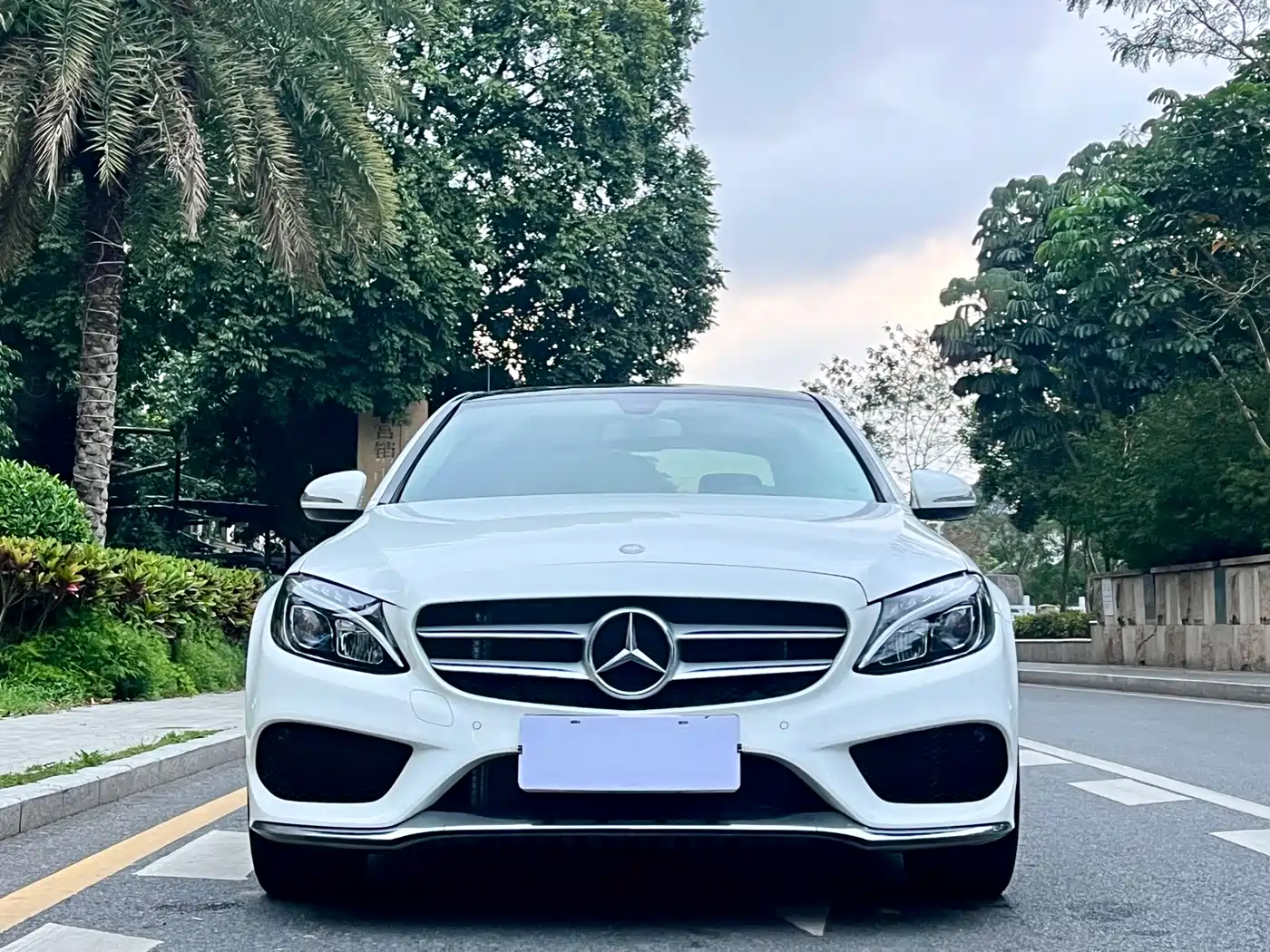 Mercedes-Benz C-Class 2017 C 200 L Sport фото 2