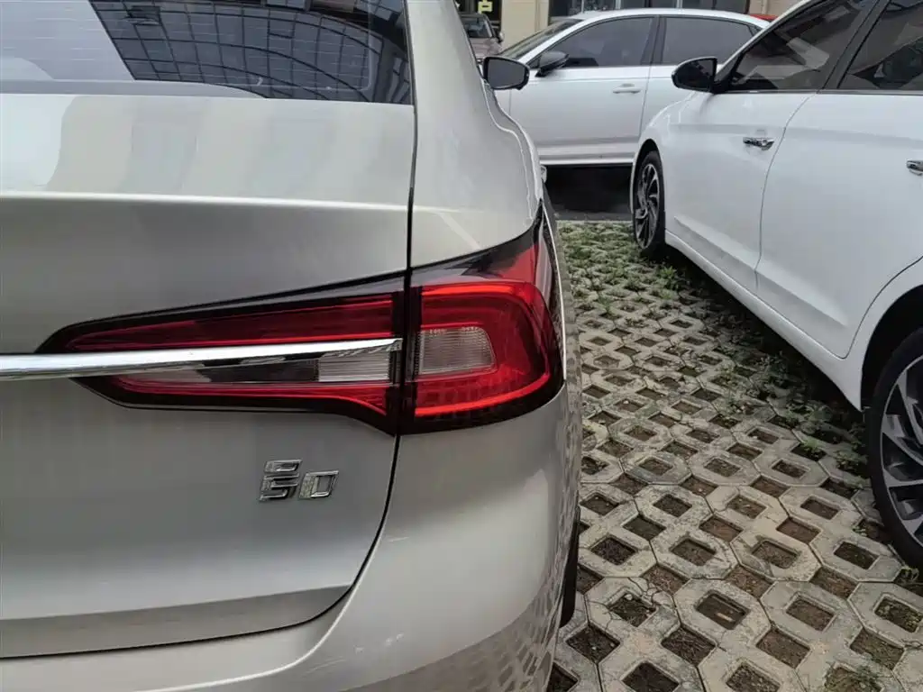 Roewe i5 2019 2019 1.5L Auto 4G Langhao Edition