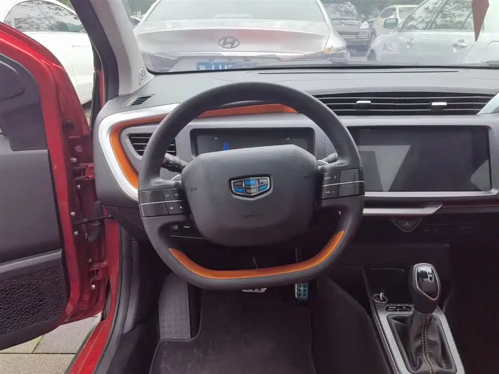 Geely Yuanjing X1 2018 2017 1.3L Auto Player Edition