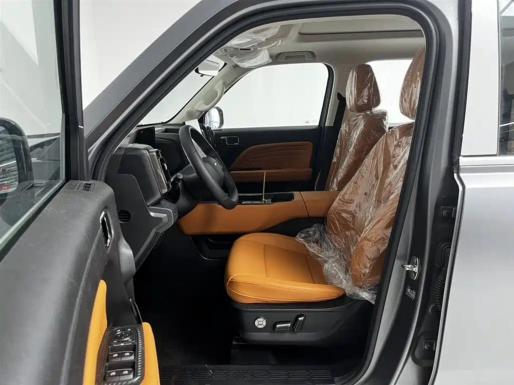 Haval Meng Long NEV 2026 Hi4 102 Premium фото 12