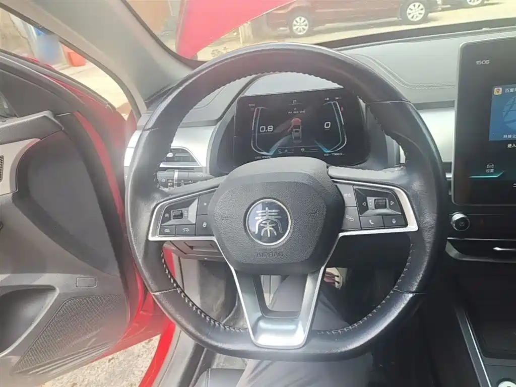 BYD Qin Pro 2018 1.5TI Automatic Smart Connected Premium Edition фото 11