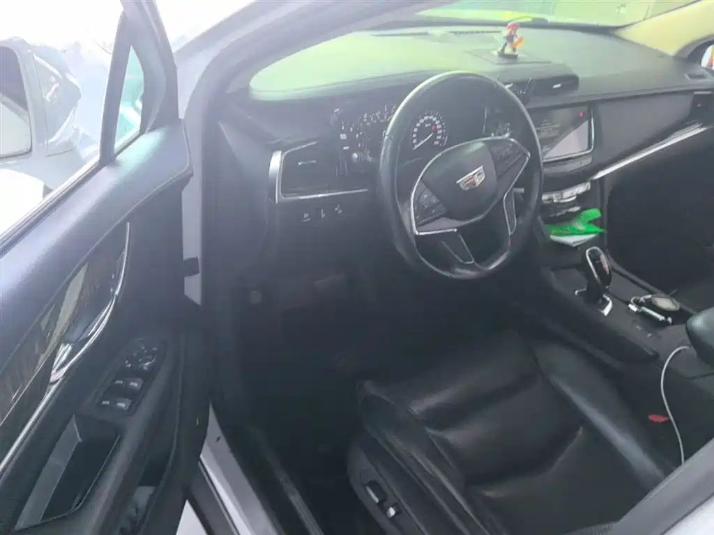 Cadillac XT5 2018 25T Luxury фото 16
