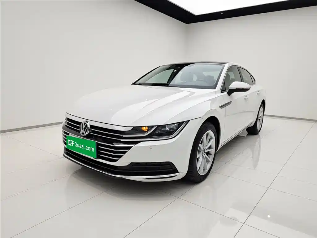 Volkswagen FAW-Volkswagen CC 2019 330TSI Elegance Edition China VI фото 2