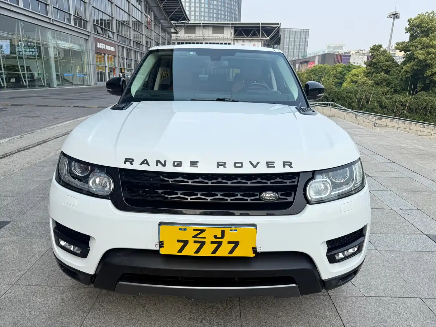 Land Rover Range Rover Sport 2016 Model 3.0 SC V6 HSE DYNAMIC