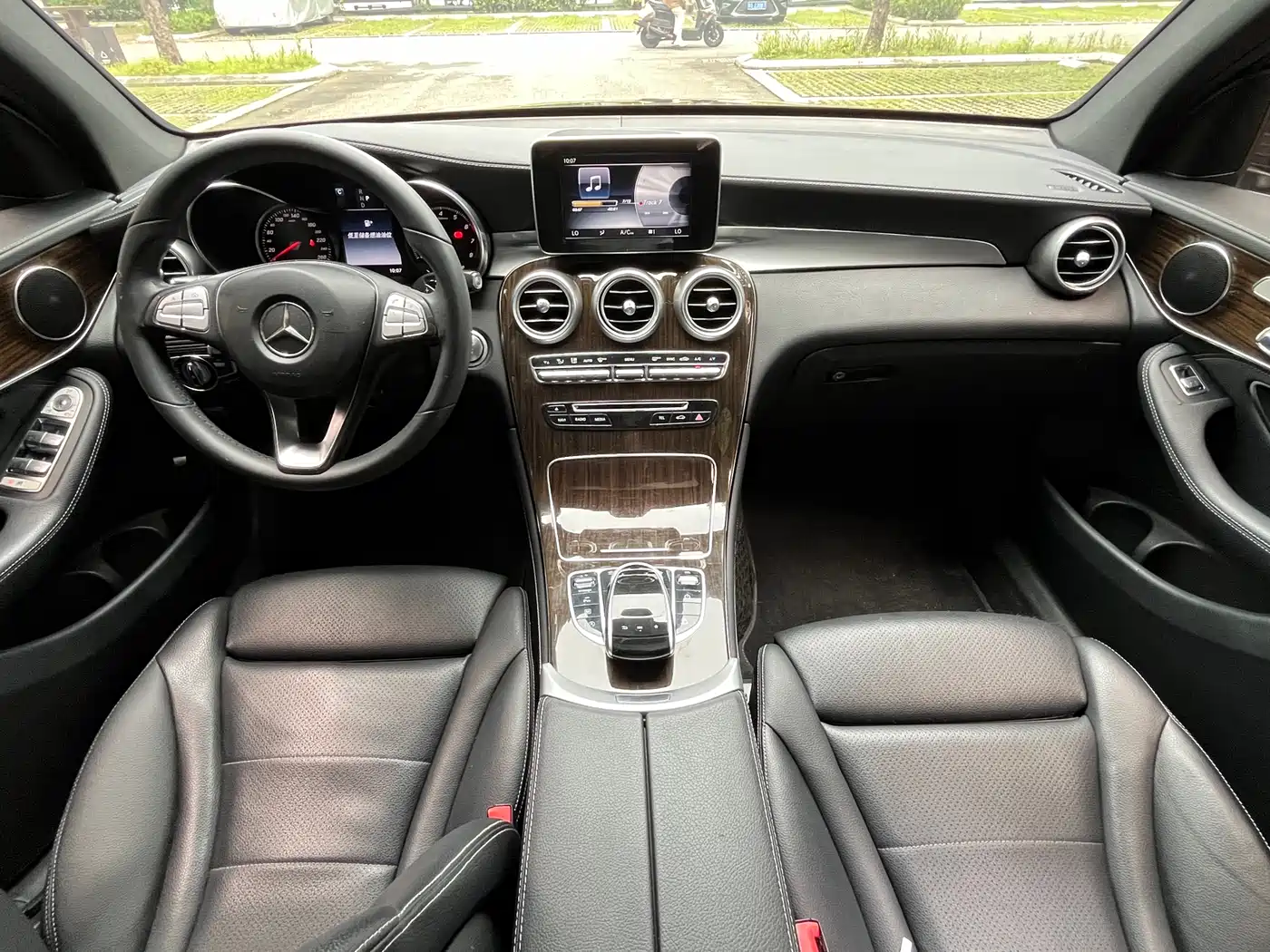 Mercedes-Benz GLC 2017 GLC 260 4MATIC Dynamic фото 13