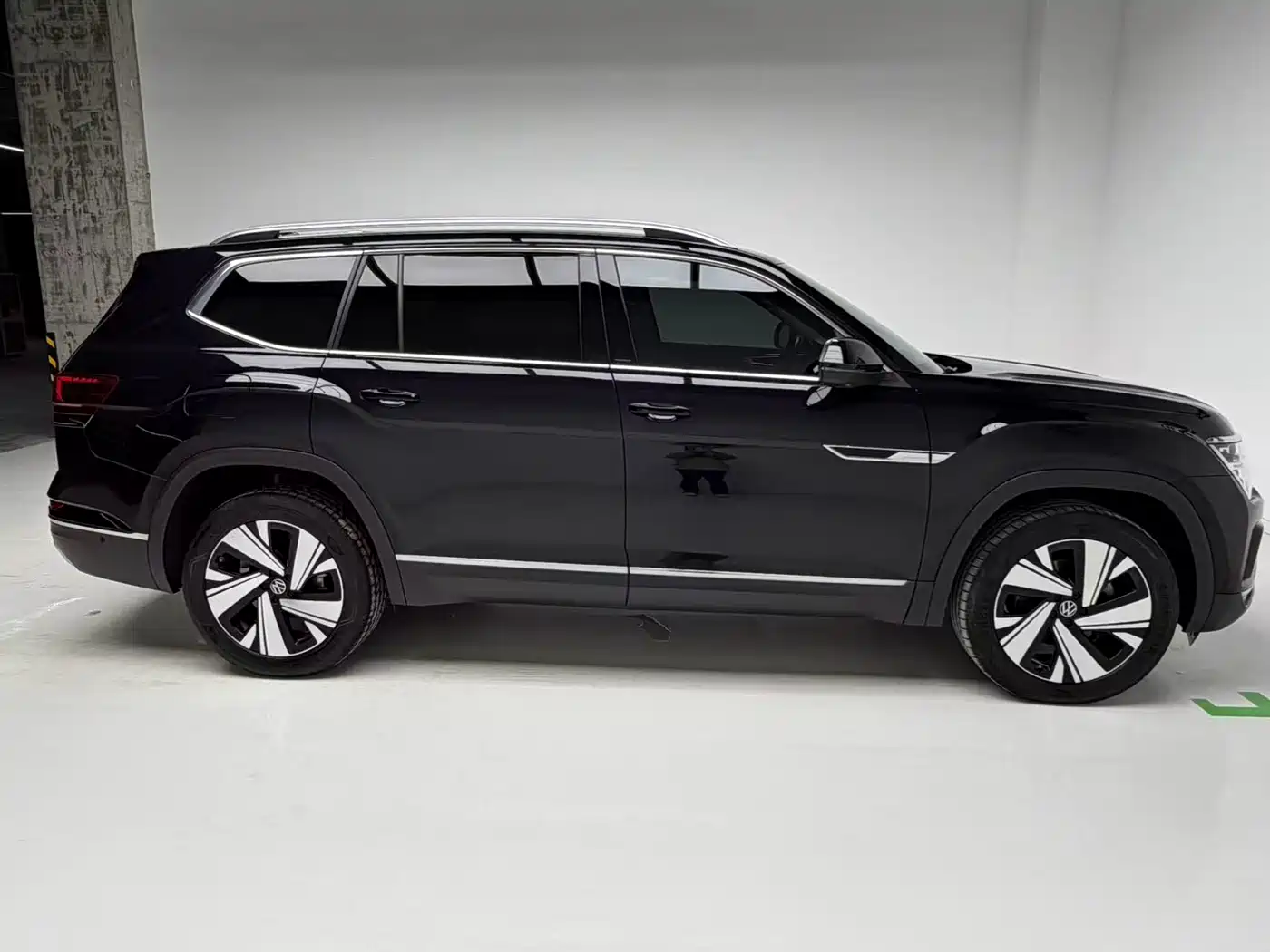 Volkswagen Teramont 2024 380TSI 4WD Prestige Luxury Edition фото 7