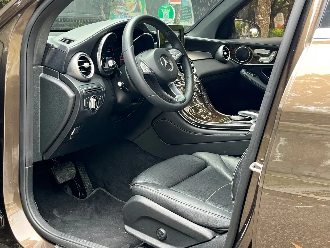 Mercedes-Benz GLC 2017 GLC 260 4MATIC Dynamic фото 8