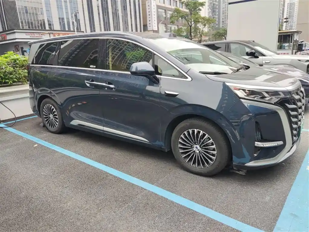 Denza D9 2025 Model DM-i Smart Drive Edition 1020 AWD Flagship фото 3