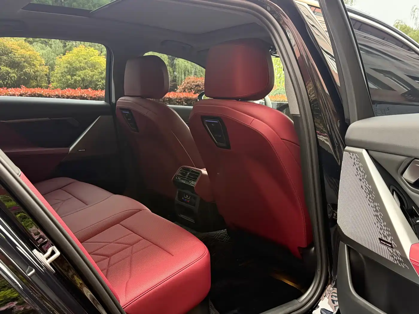 BMW 5 Series 2024 525Li M Sport Package фото 10