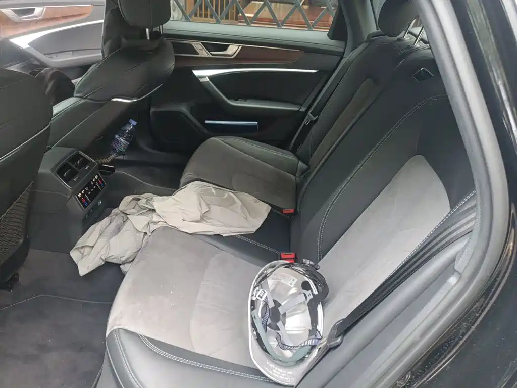 Audi A6L 2023 45 TFSI quattro Premium Dynamic фото 15