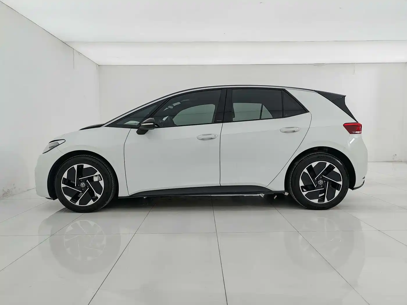 Volkswagen ID.3 2024 Pure Smart Edition фото 19