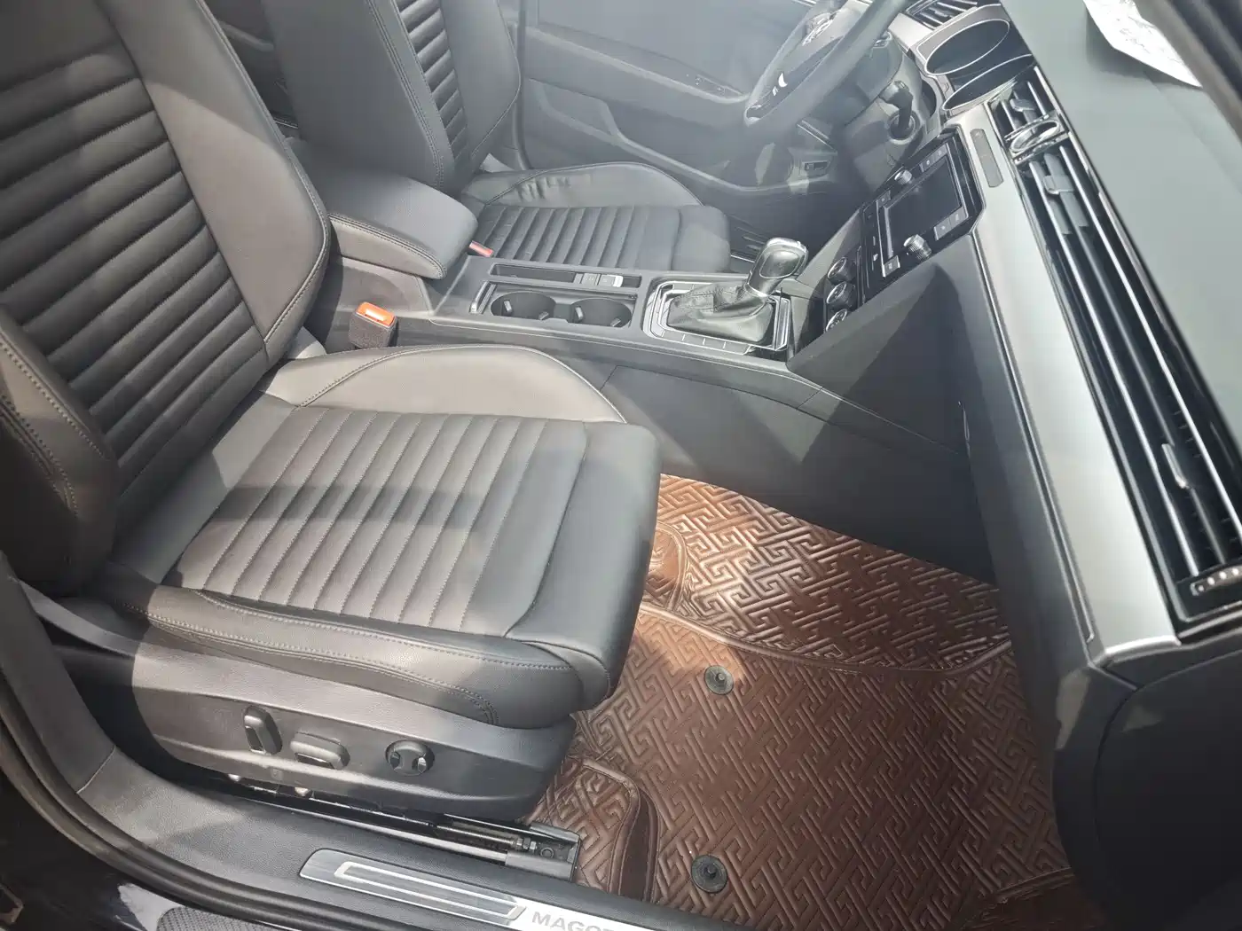 Volkswagen Magotan 2019 330TSI DSG Leading China VI фото 30