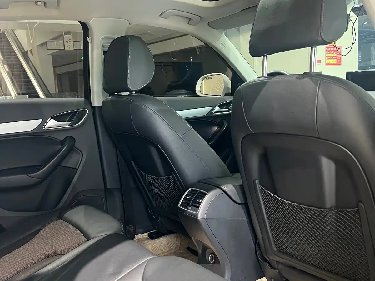 Audi Q3 2017 30 TFSI Fashion фото 5
