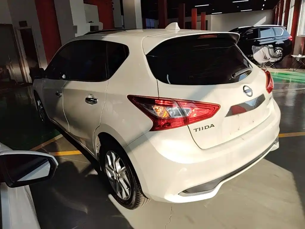 Nissan Tiida 2024 2024 1.6L CVT Smart Drive Edition