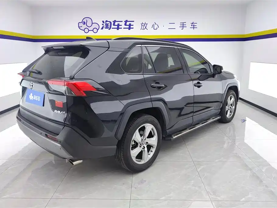Toyota RAV4 Rongfang 2021 2.0L CVT 2WD Trend PLUS фото 3