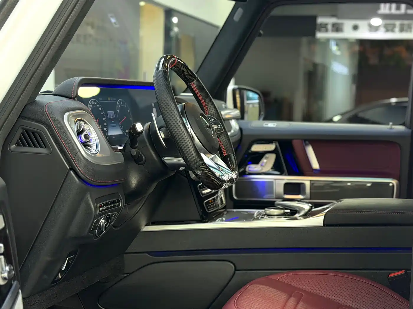 Mercedes-Benz G-Class 2023 G 500 фото 21