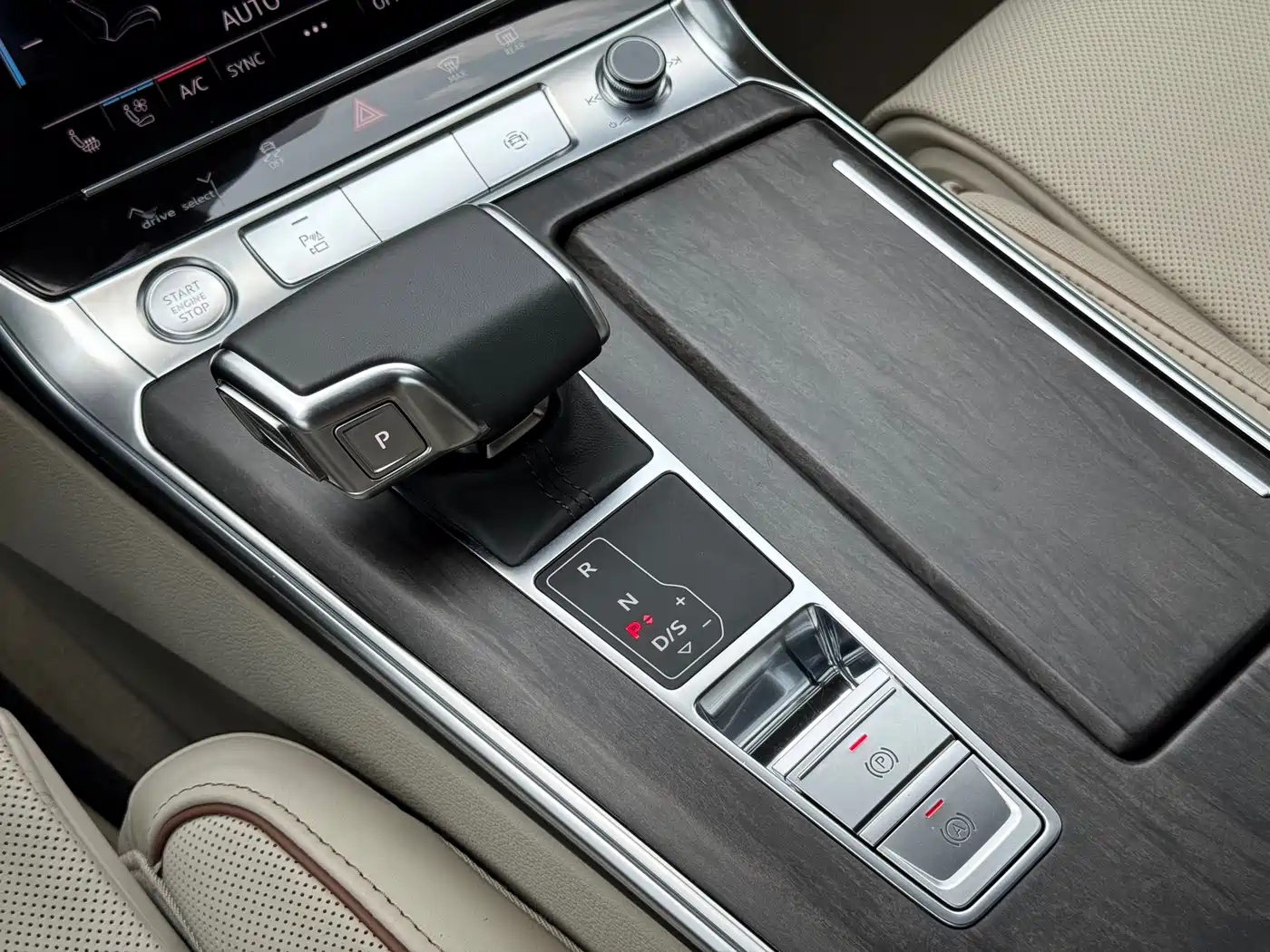 Audi A6L 2020 55 TFSI quattro Exclusive Elegance фото 5