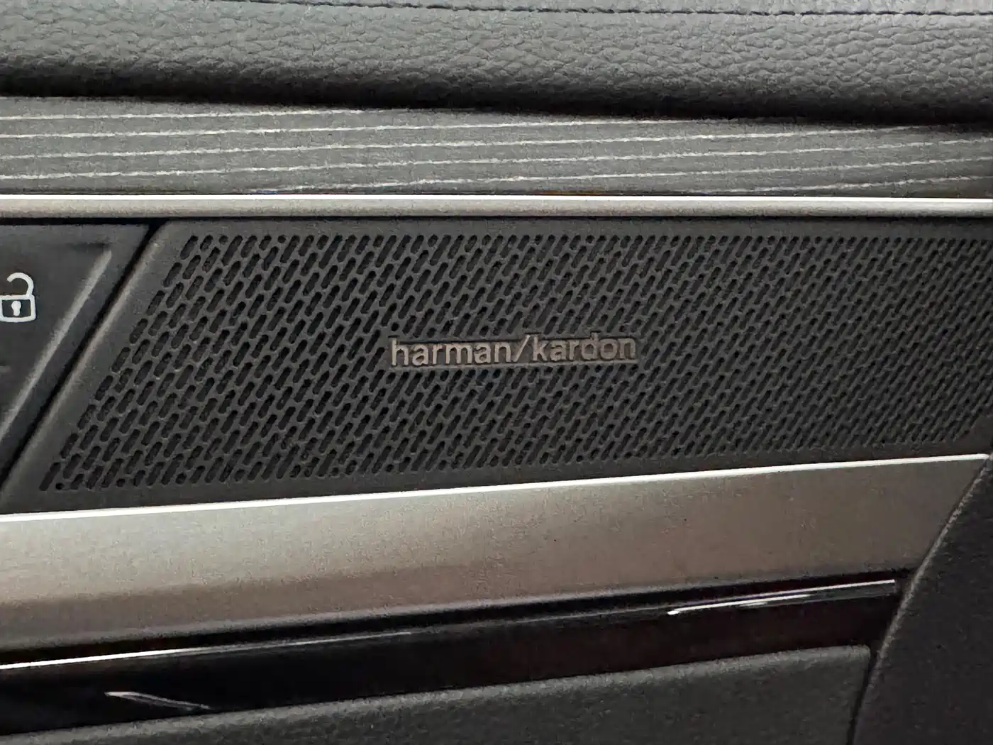 Volkswagen FAW-Volkswagen CC 2023 Shooting Brake 380TSI Hunter's Heart Edition фото 6