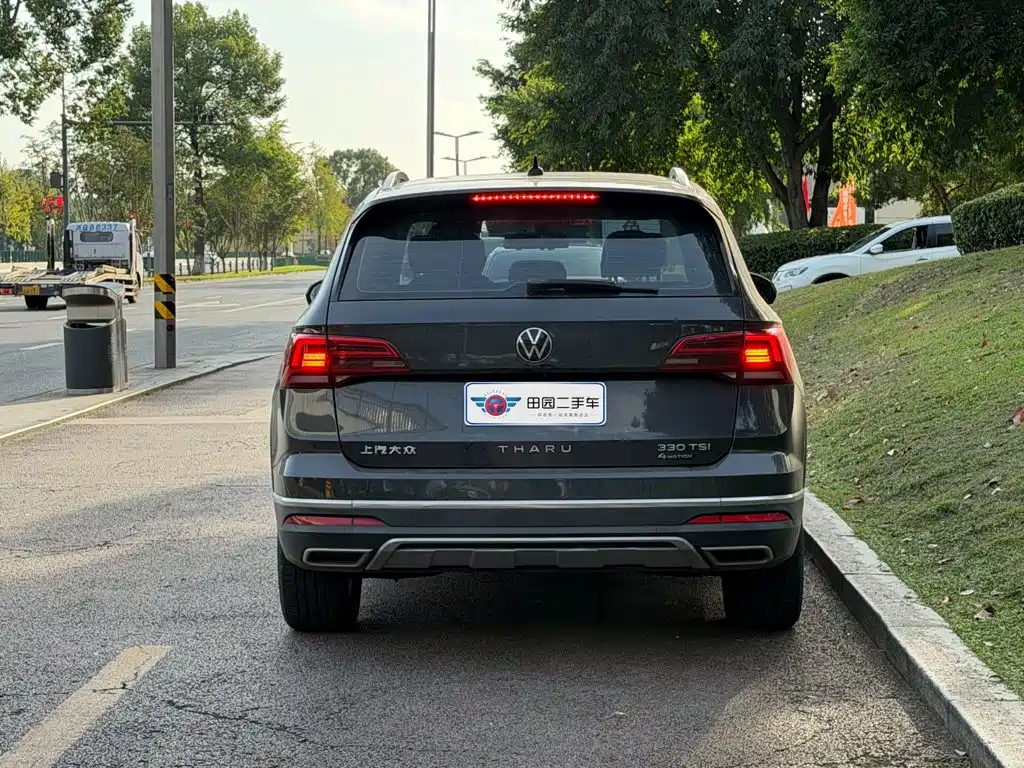 صورة 5 - Volkswagen Tharu