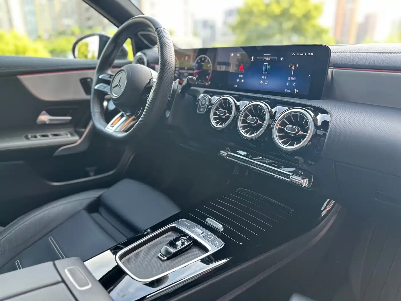 Mercedes-Benz A-Class AMG (Import) 2025 AMG A 35 4MATIC фото 15