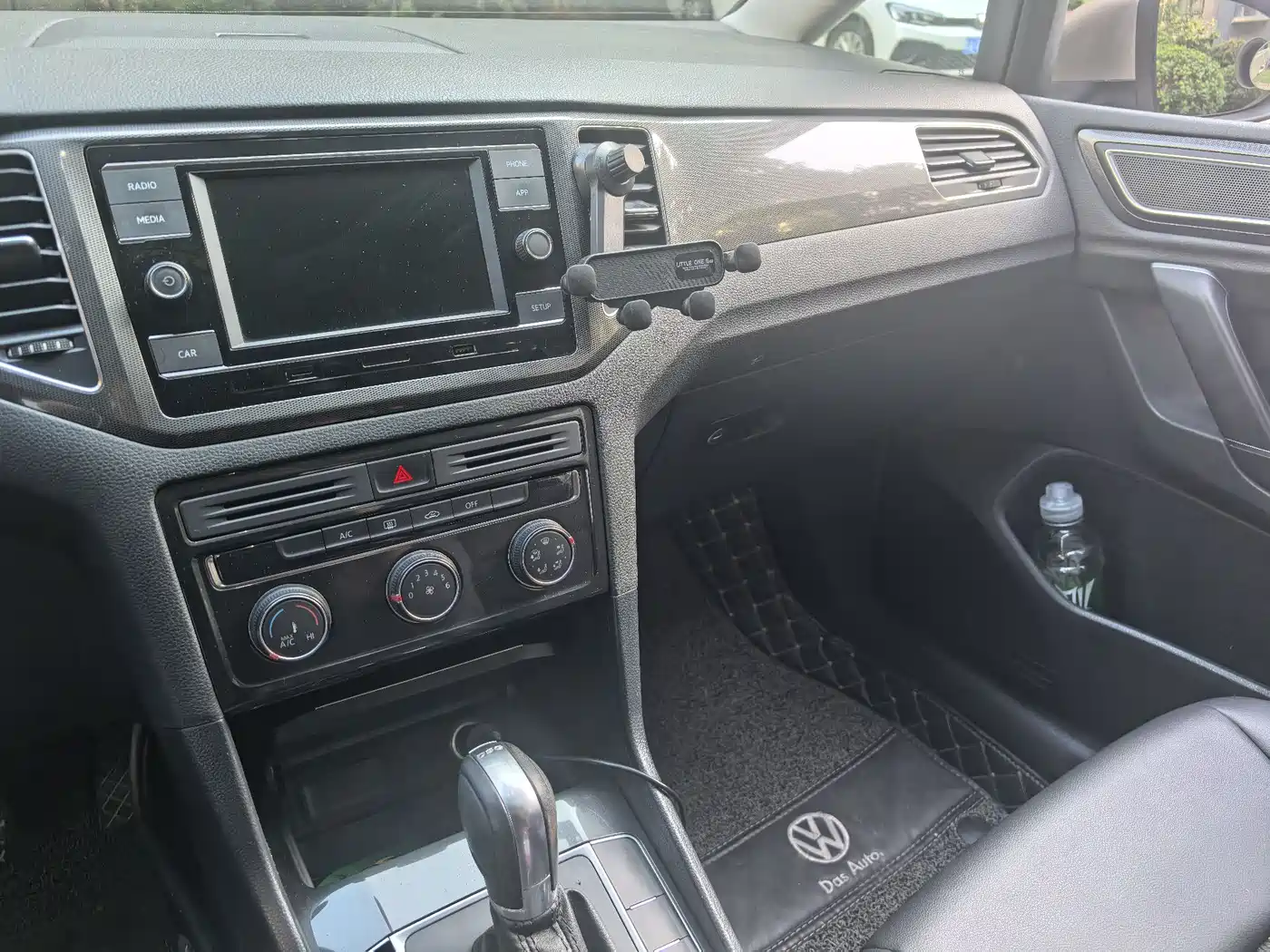 Volkswagen Golf Sportsvan 2018 230TSI Automatic Progressive фото 6