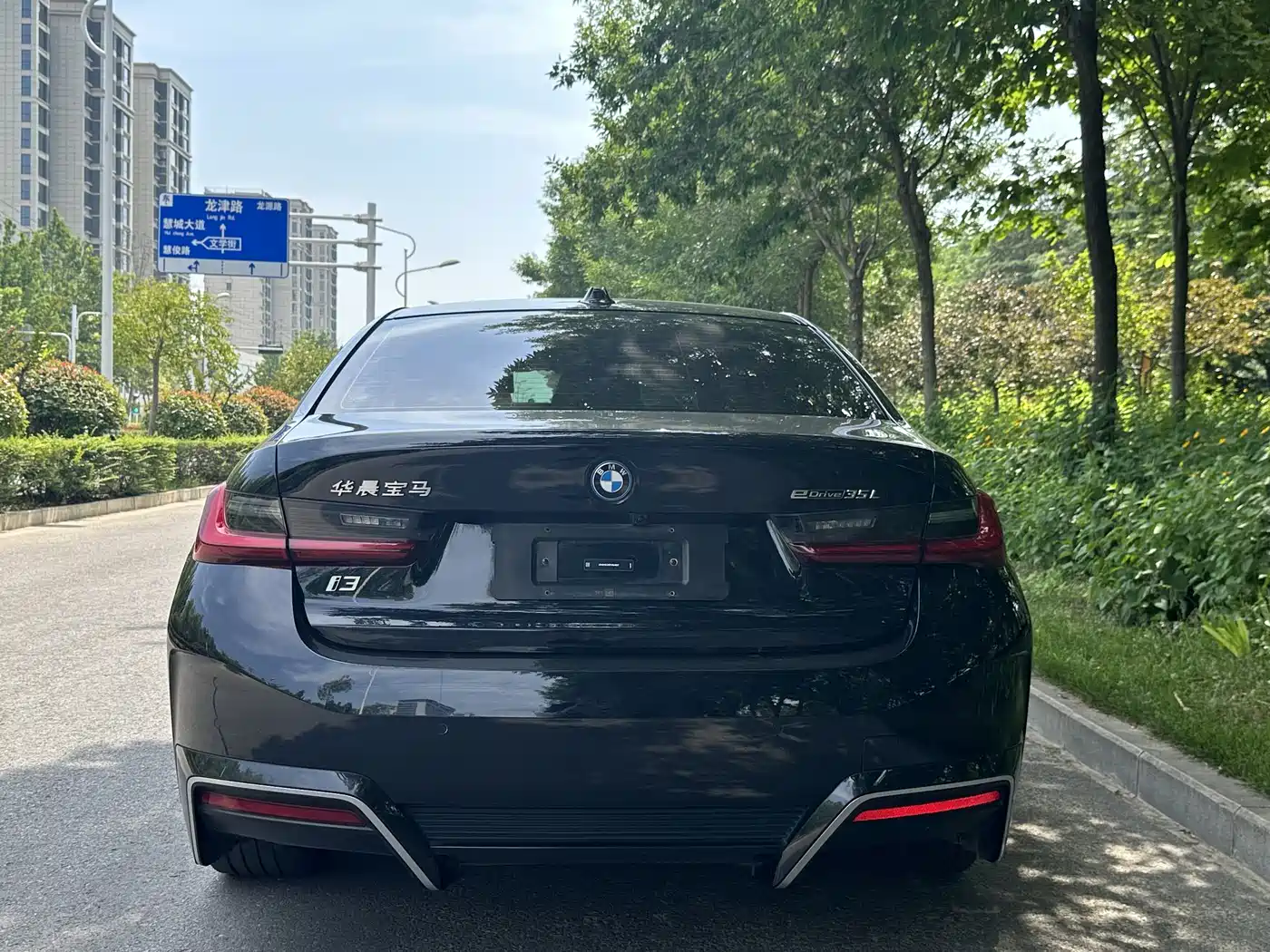 BMW i3 2024 eDrive 35 L фото 8