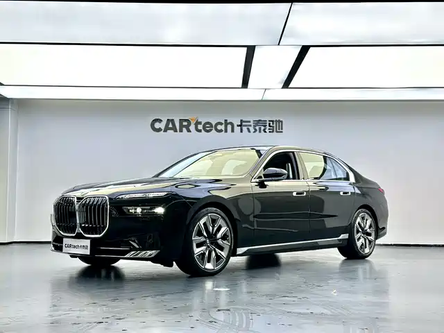 BMW 7 SERIES