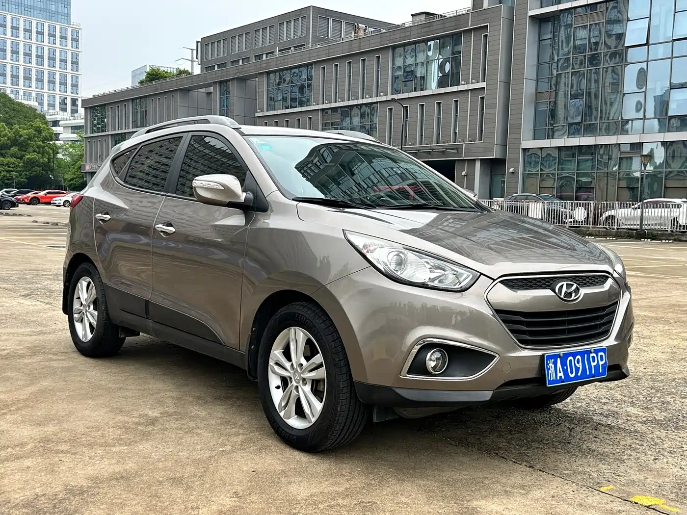 Hyundai Beijing Hyundai ix35 2012 2.0L Automatic 2WD GLS Elite фото 3
