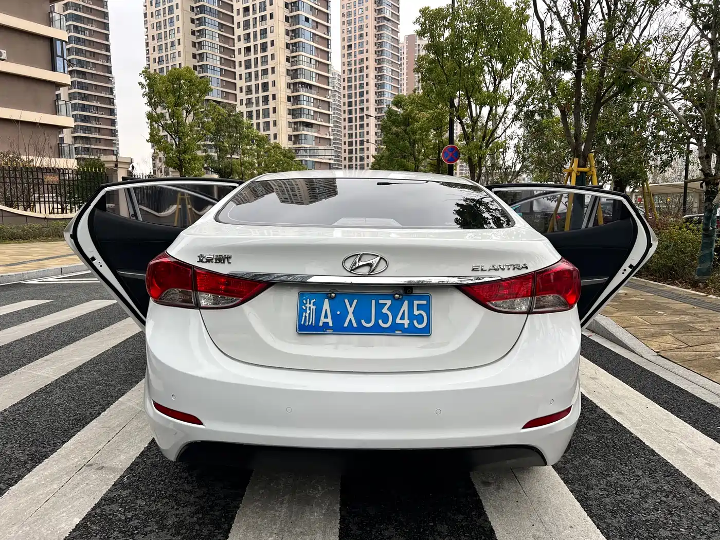 Hyundai Langdong 2015 1.6L Auto Trend фото 15