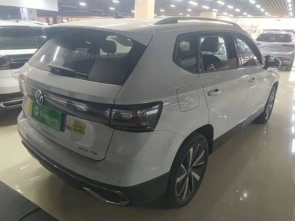 Volkswagen Tharu 2023 300TSI 2WD Bright Moon Edition фото 7