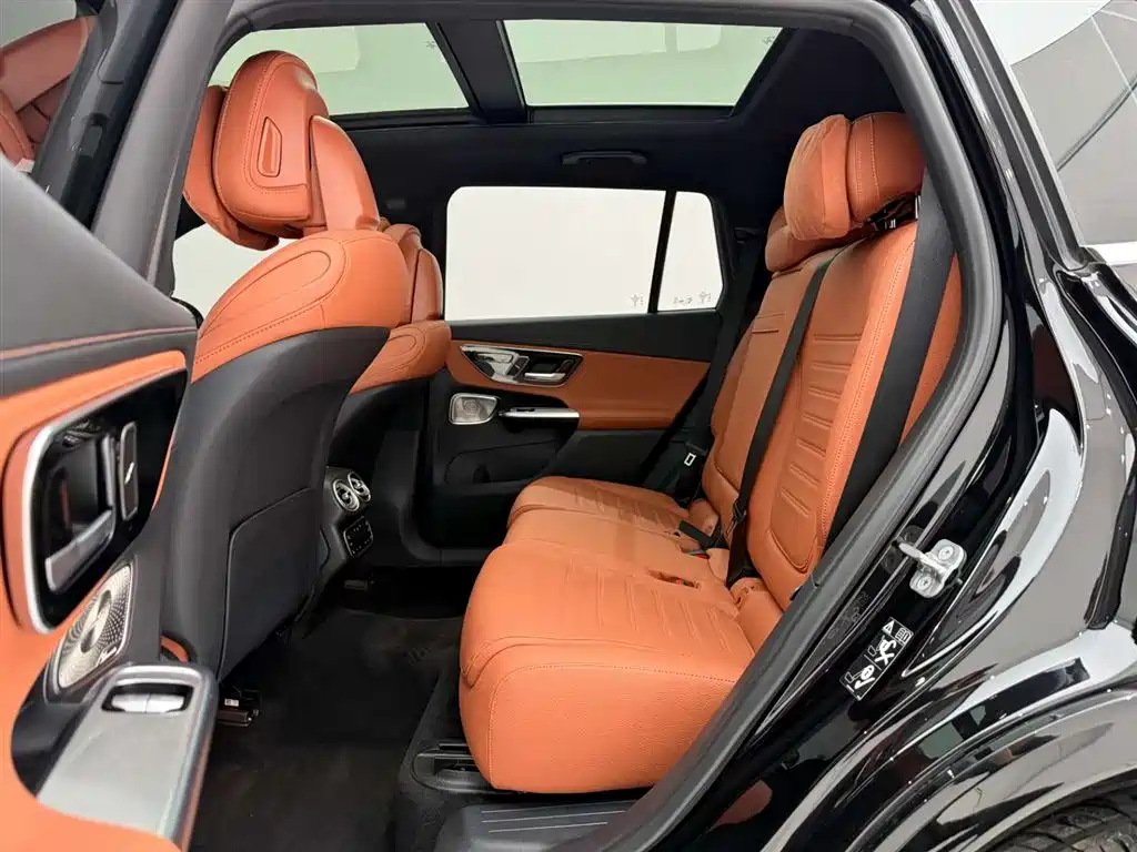 Mercedes-Benz GLC 2024 Facelift GLC 300 L 4MATIC Sport 7-seater фото 17