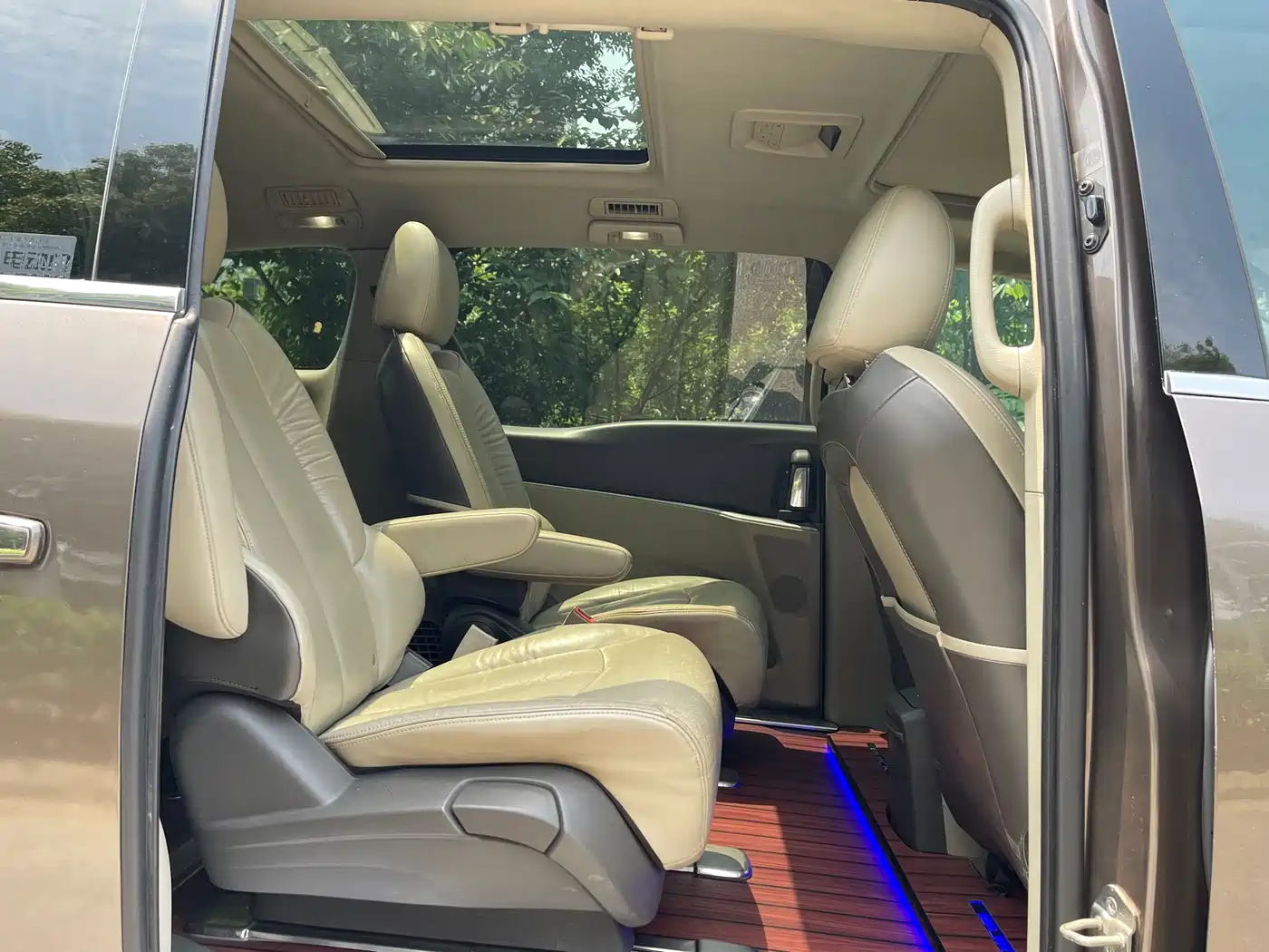 Buick GL8 2013 3.0L GT Luxury Business Elegance Edition фото 10