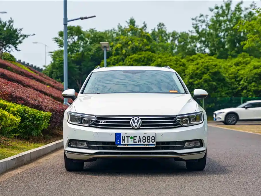 Volkswagen Weilan 2018 380TSI 2WD Comfort Edition фото 2