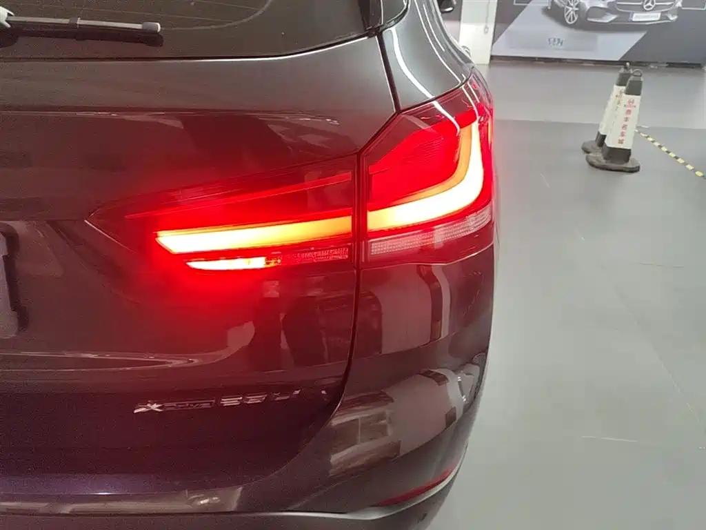 BMW X1 2022 Facelift xDrive25Li Premium Edition фото 8
