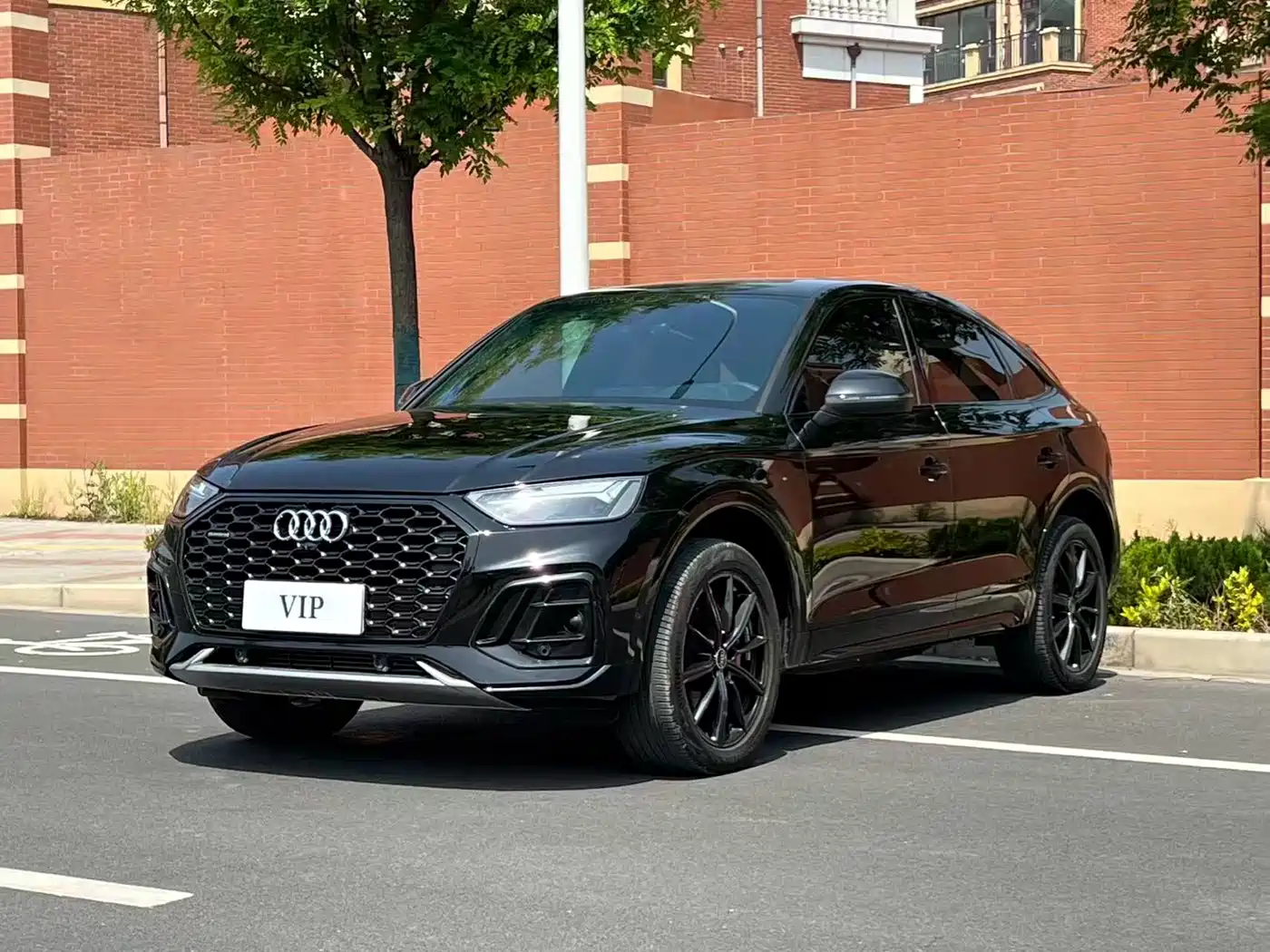 AUDI Q5L SPORTBACK