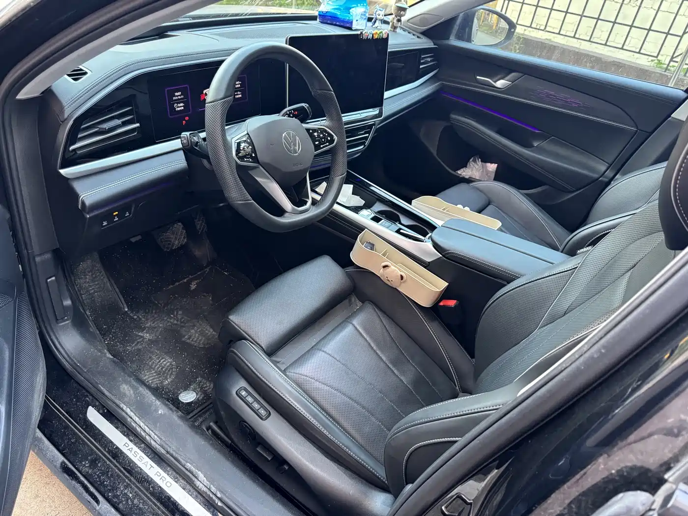 Volkswagen Passat 2025 Pro 380TSI Dragon Fortune Edition фото 6