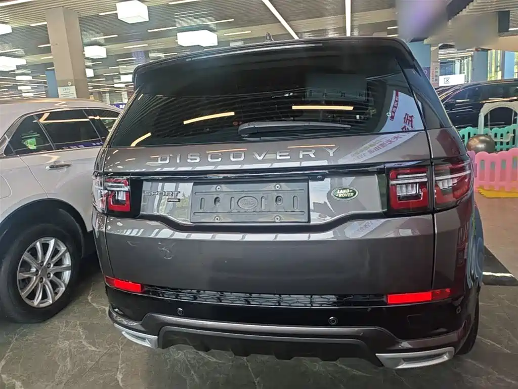 Land Rover Discovery Sport 2023 249PS R-Dynamic S Performance Version фото 6