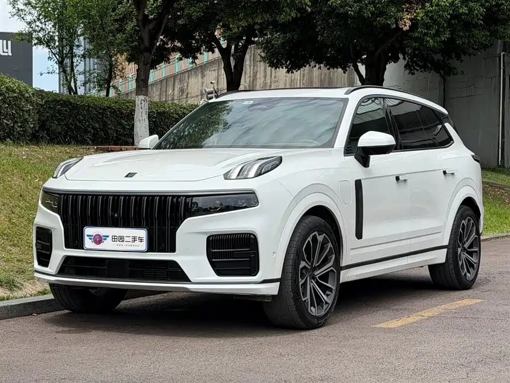 Lynk & Co 09 EM-P 2021 2.0T PHEV Pro 6-Seater
