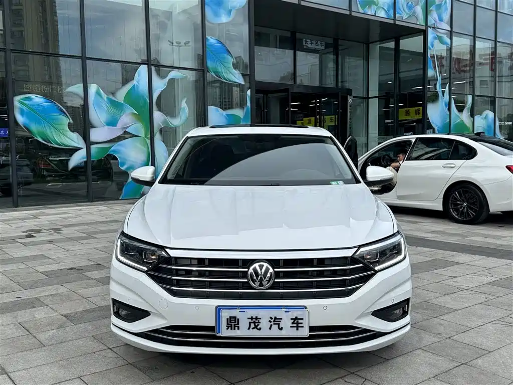 Volkswagen Sagitar 2021 280TSI DSG Luxury Smart Connect фото 2