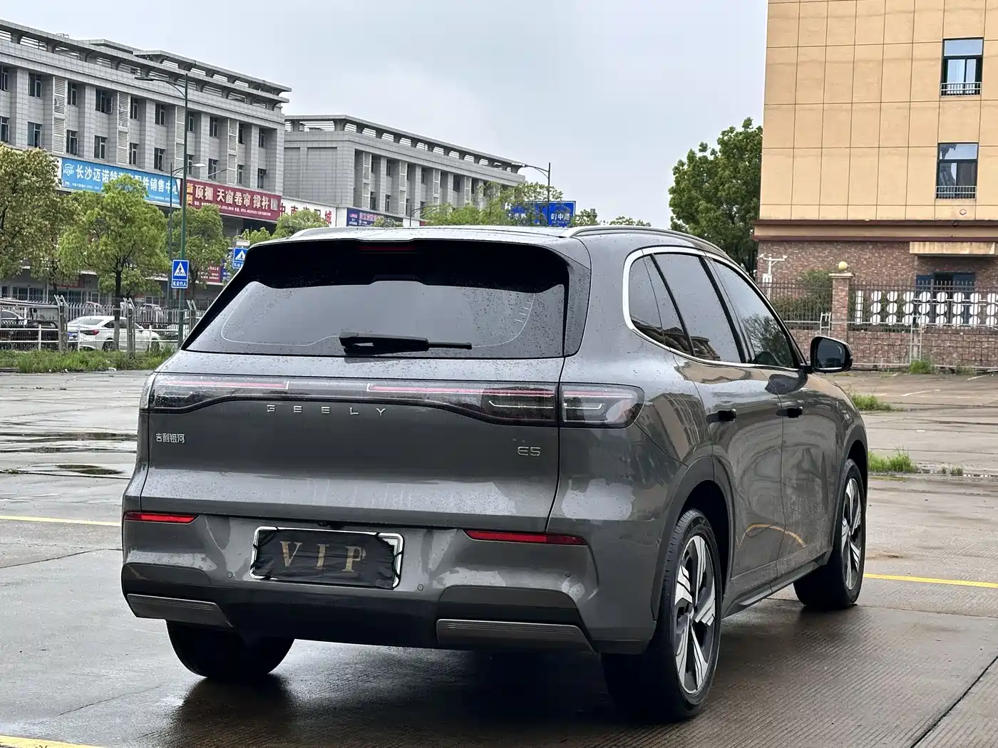 GEELY GALAXY GALAXY E5