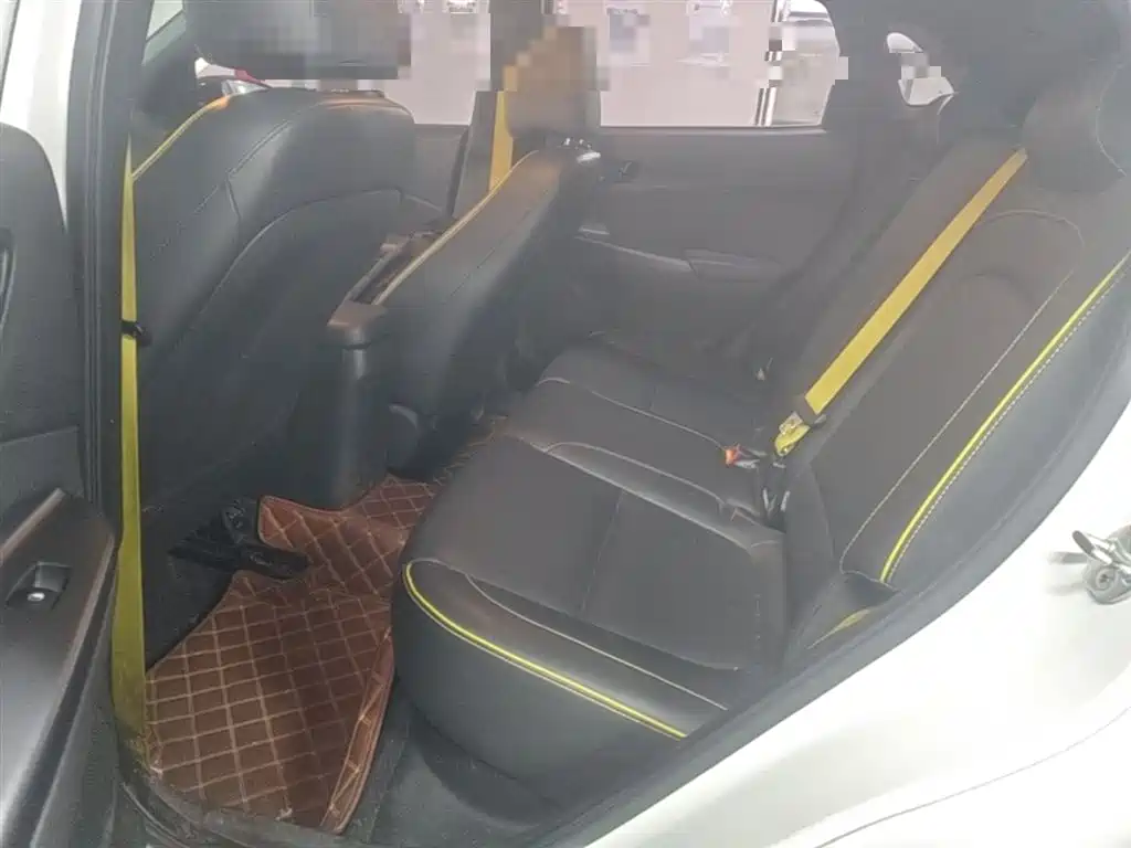 Hyundai ENCINO 2018 1.6T DCT ZhiPao Edition China V фото 17