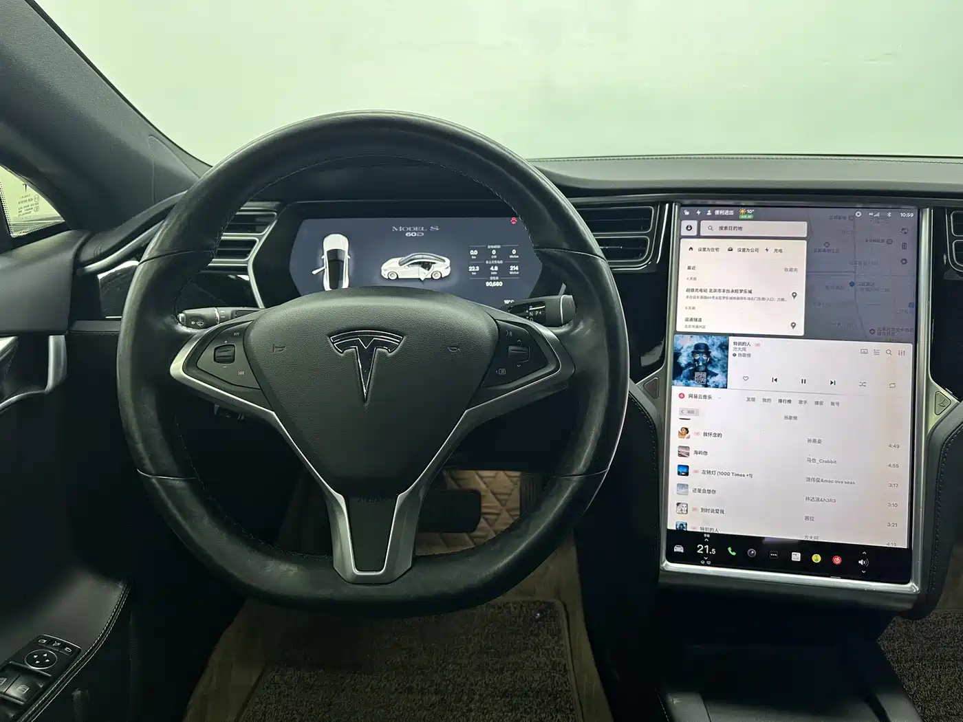 TESLA MODEL S