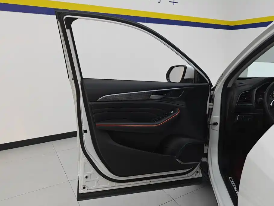Фото 7 - Haval F7