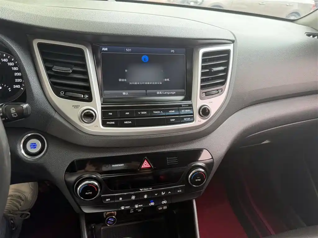 Hyundai Tucson 2015 1.6T Dual Clutch 2WD Smart фото 10