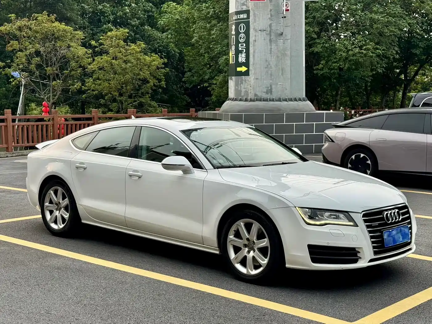 Audi A7 2012 3.0TFSI quattro Comfort фото 6