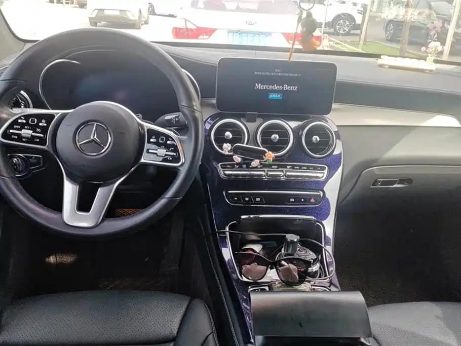 Mercedes-Benz GLC Coupe 2020 GLC 260 4MATIC Coupe SUV фото 12
